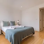 Madragoa Hideout 아파트